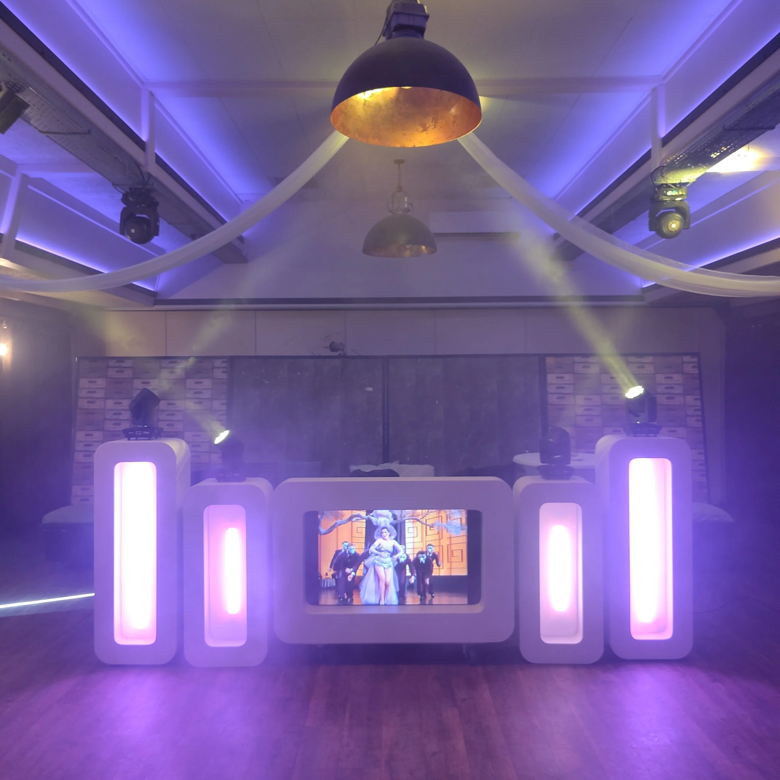 Didam, Plok, PRO DJ SHOW_4 zuilen DJ show Plok, 4 zuilen